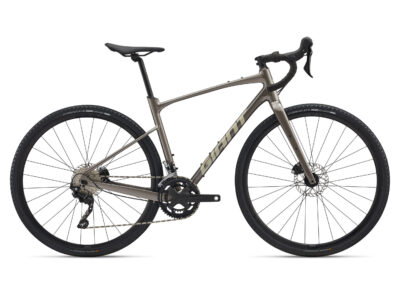 Giant Revolt 1 – Pale Olive